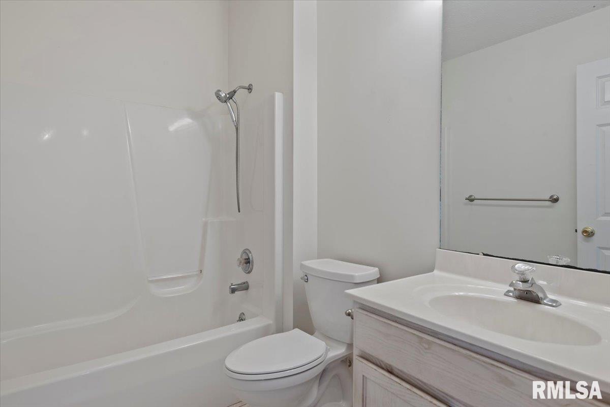 1052 Oakbrook Avenue Chatham, IL 62629 - Photo 19 of 30