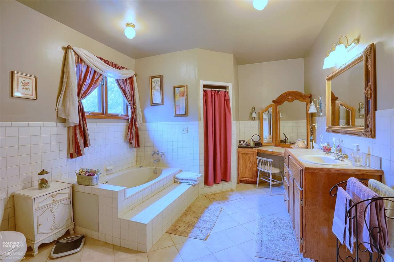 65845 Kuster Road New Haven, MI 48050 - Photo 20 of 35