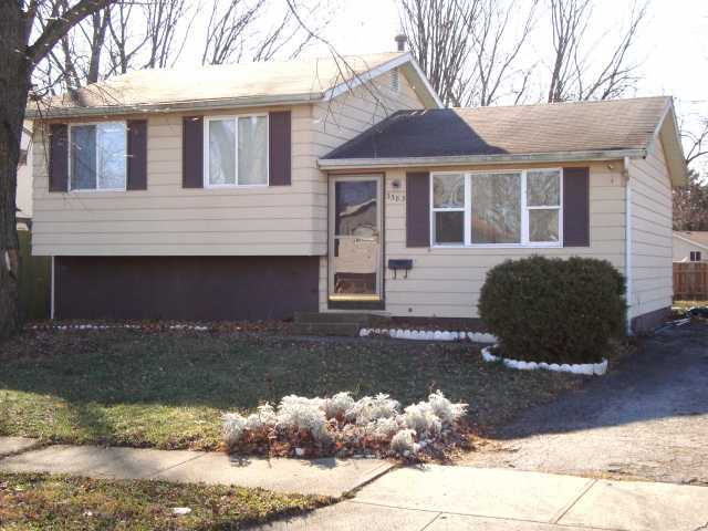 3383 Oakcrest Road Columbus, OH 43232 - Photo 1 of 11 Gallery Image 1