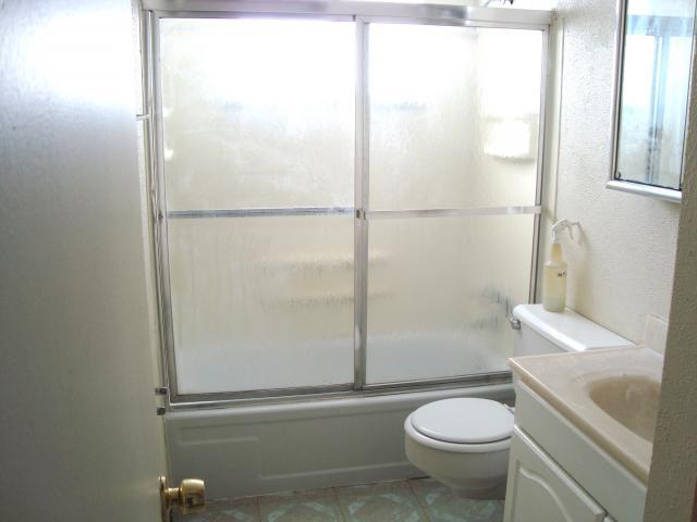 3383 Oakcrest Road Columbus, OH 43232 - Photo 8 of 11 Gallery Image 8