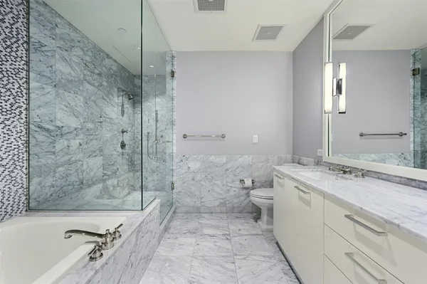 $7,250 | 200 Congress Avenue, Unit 24B, Austin, TX 78701