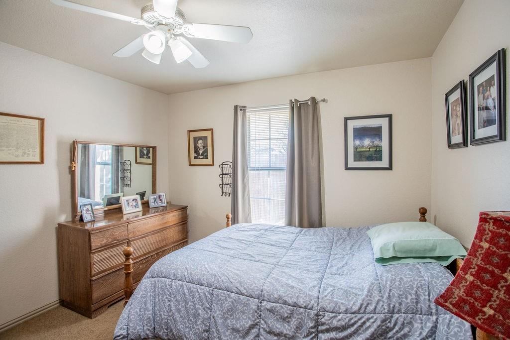 207 Roeser Street Albany, TX 76430 - Photo 9 of 35 Gallery Image 9