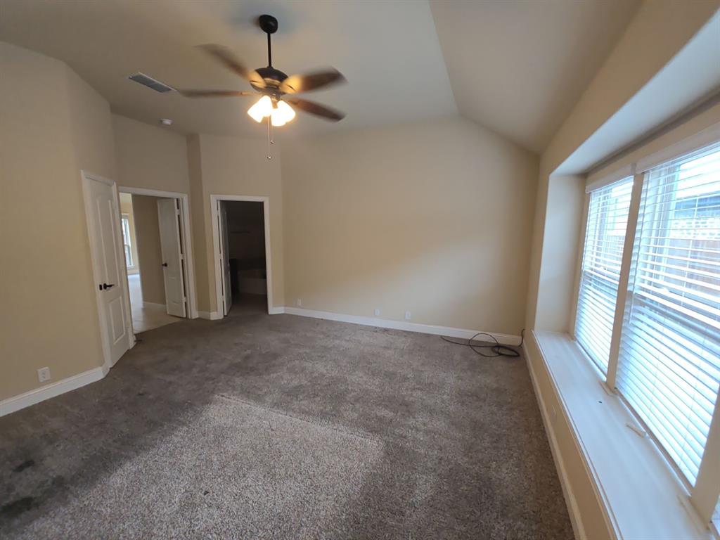 4031 Three Forks Road Kaufman, TX 75142 - Photo 16 of 26 a view of an empty room with a window