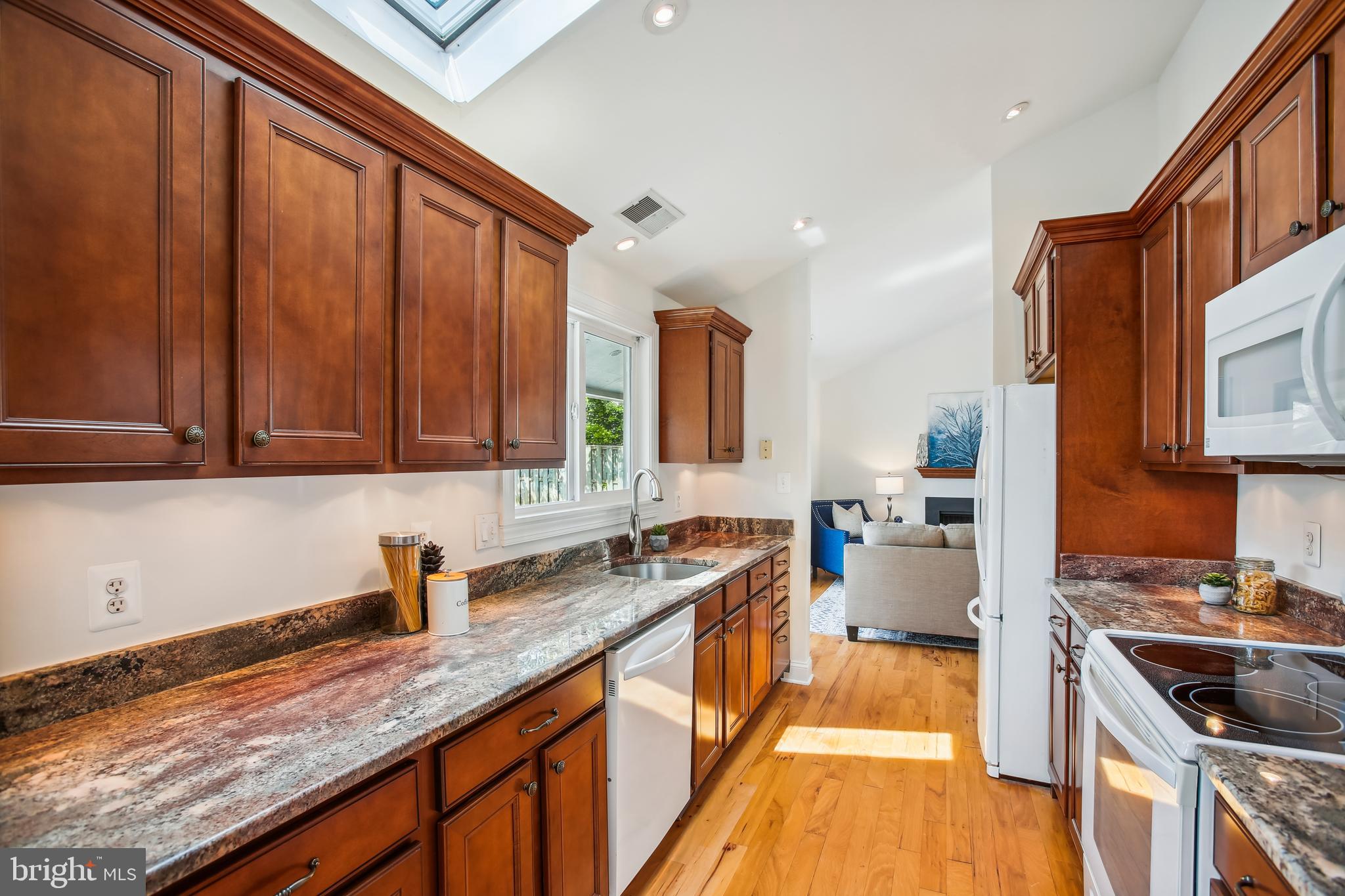 4510 Flintstone Road Alexandria, VA 22306 - Photo 15 of 49 Gallery Image 15