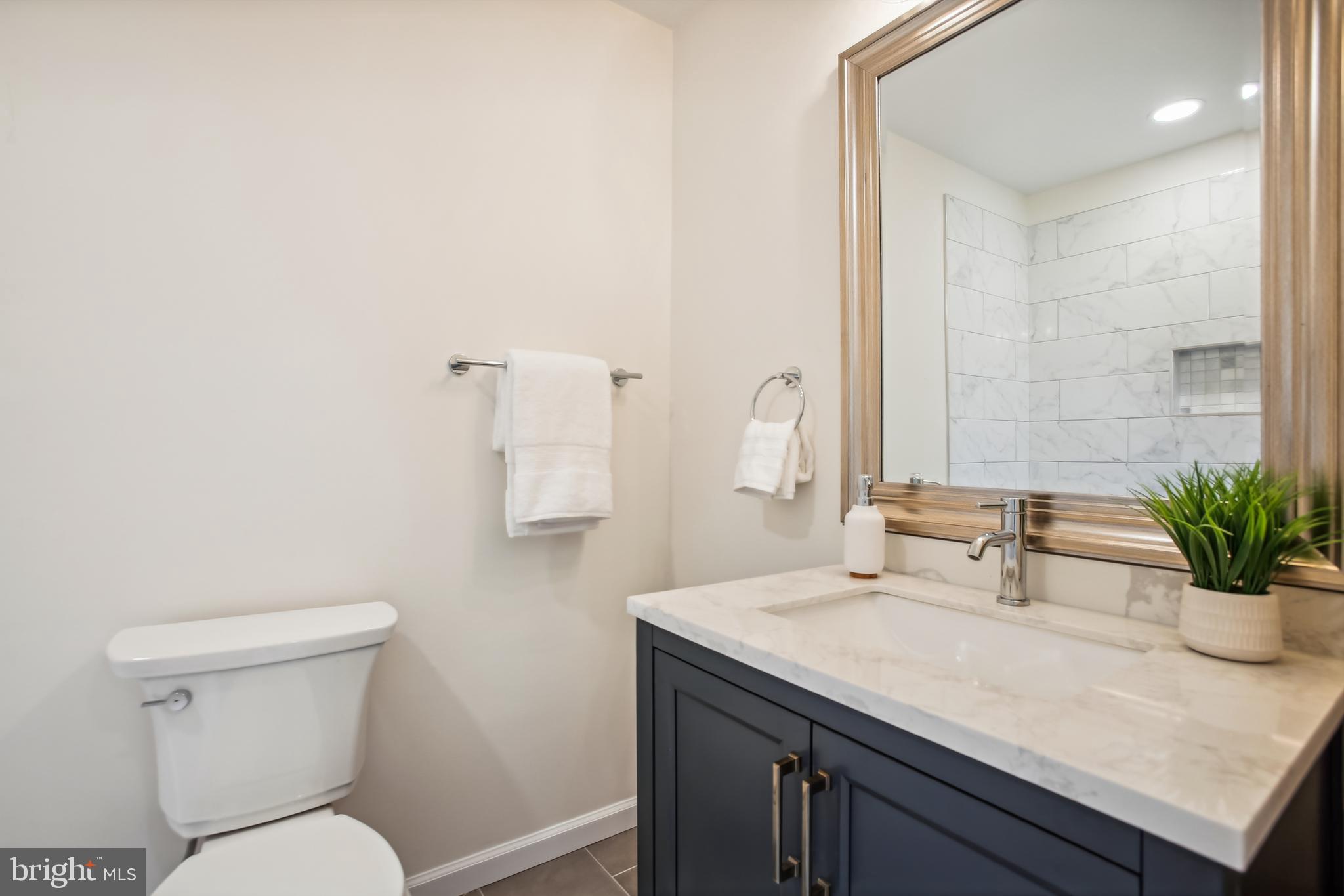 4510 Flintstone Road Alexandria, VA 22306 - Photo 22 of 49 Primary bath