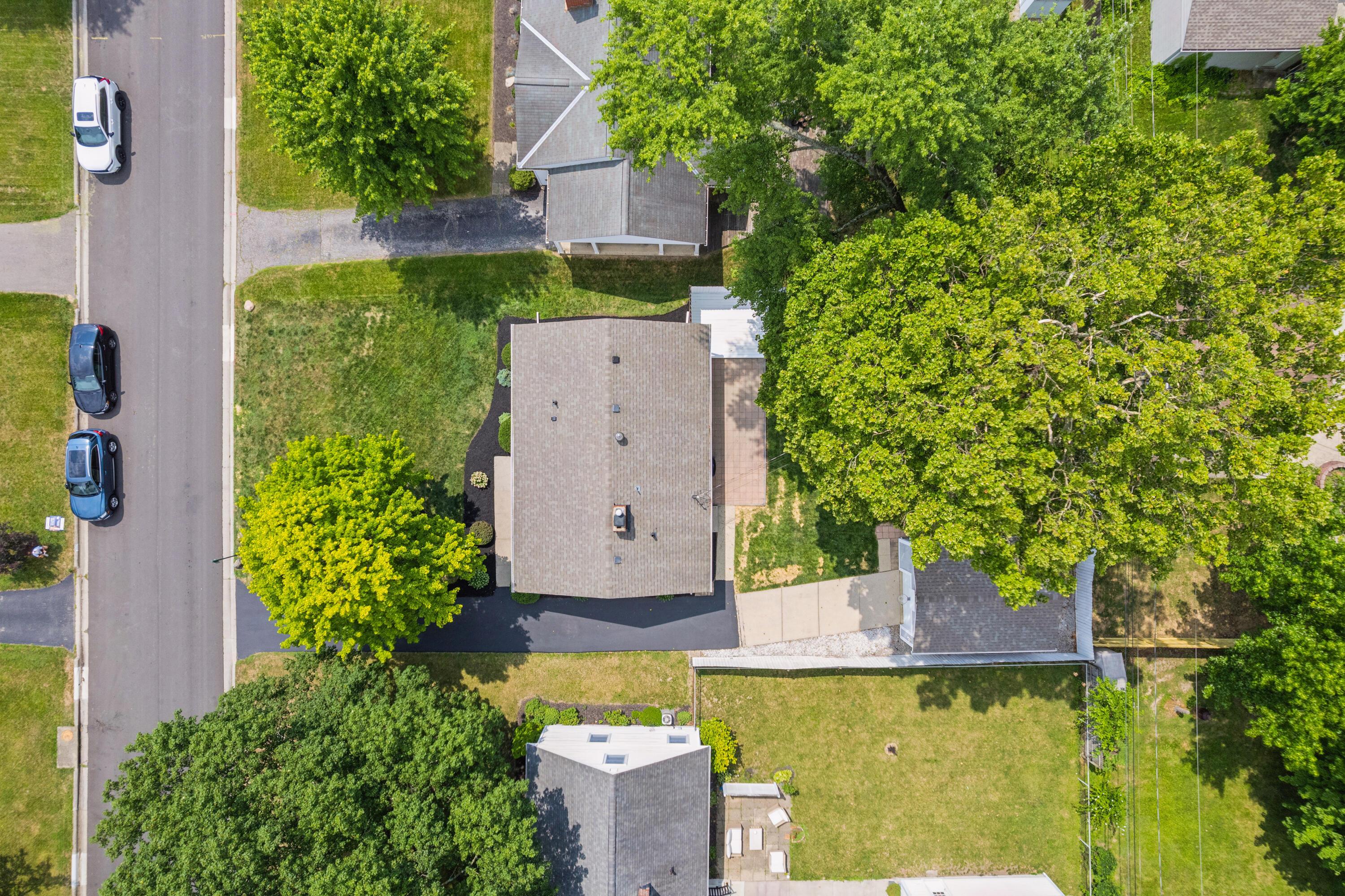 2554 Nottingham Road Columbus, OH 43221 - Photo 44 of 61 Aerial View