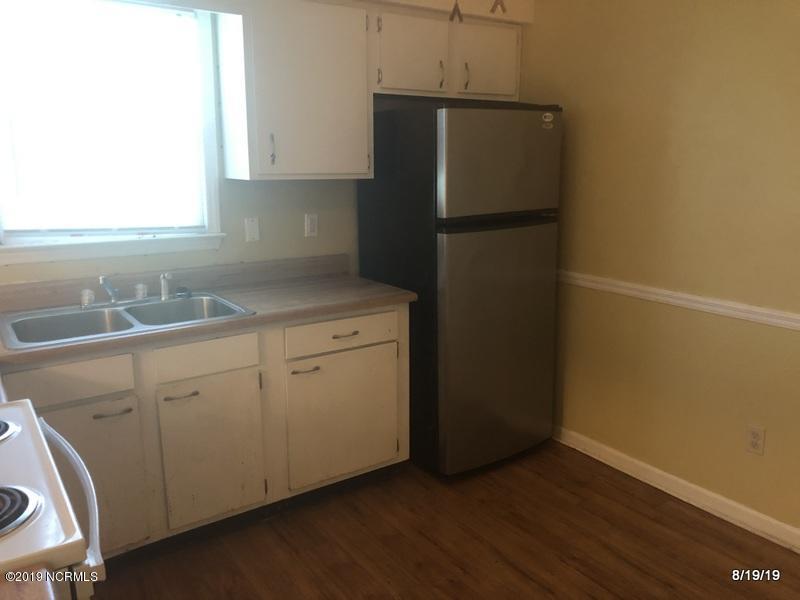 308 Luann Road Jacksonville, NC 28540 - Photo 12 of 22 KITCHEN