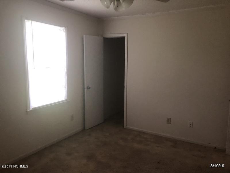 308 Luann Road Jacksonville, NC 28540 - Photo 20 of 22 MASTER BEDROOM
