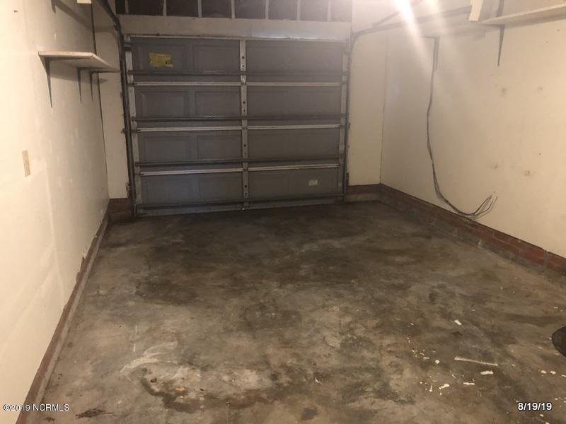 308 Luann Road Jacksonville, NC 28540 - Photo 5 of 22 GARAGE