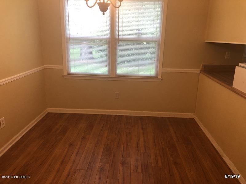 308 Luann Road Jacksonville, NC 28540 - Photo 9 of 22 DINING AREA