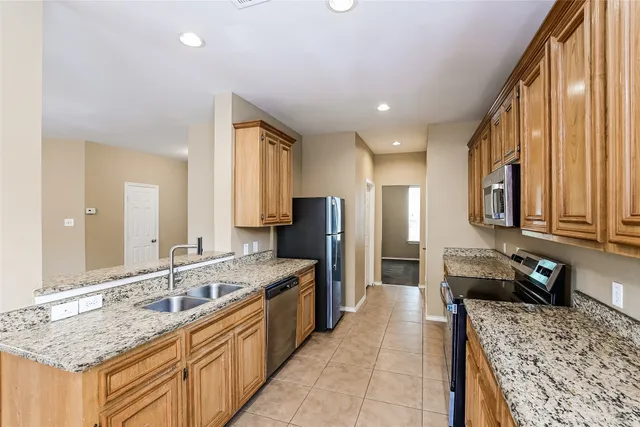 $2,180 | 12734 Great Sands Drive, Humble, TX 77346