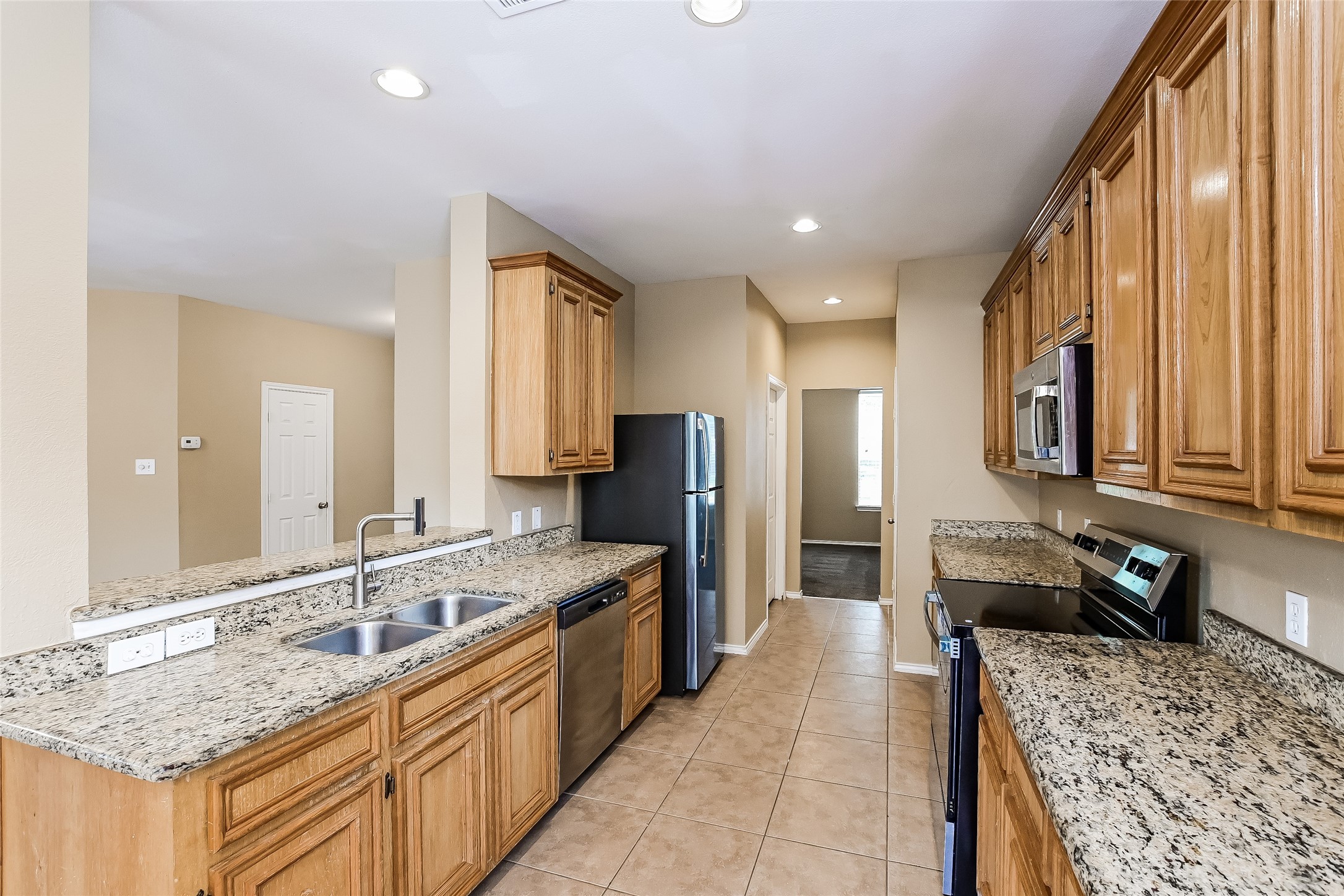 12734 Great Sands Drive Humble, TX 77346 - Photo 7 of 17