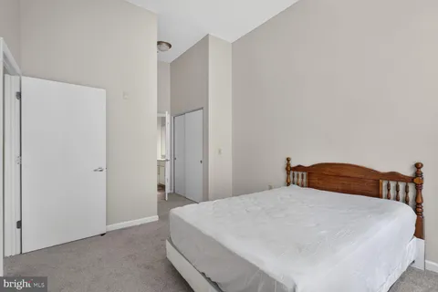 $250,000 | 1201 East-West Highway, Unit 241, Silver Spring, MD 20910