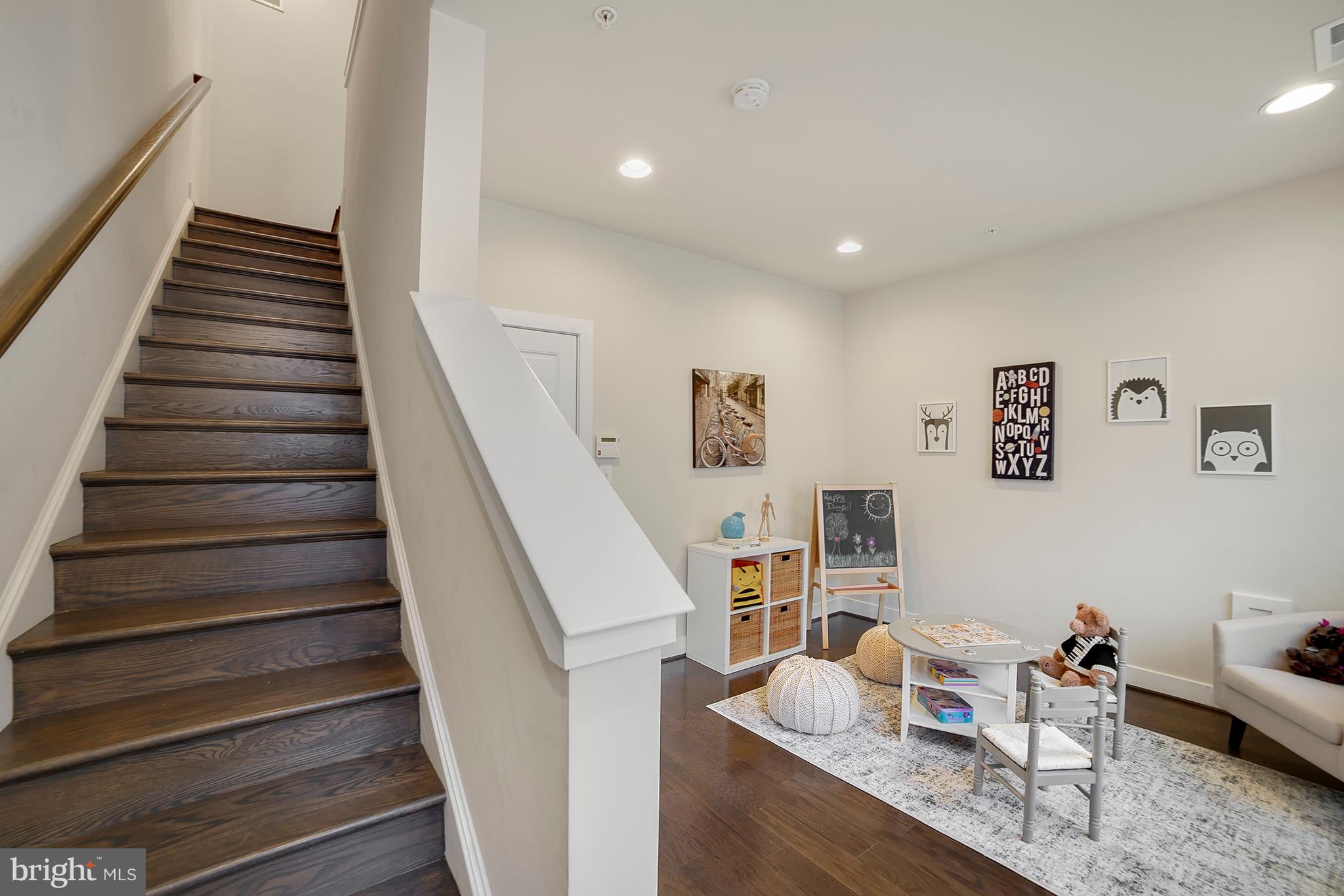 155 Kandinsky Loop Silver Spring, MD 20906 - Photo 5 of 44 Gallery Image 5