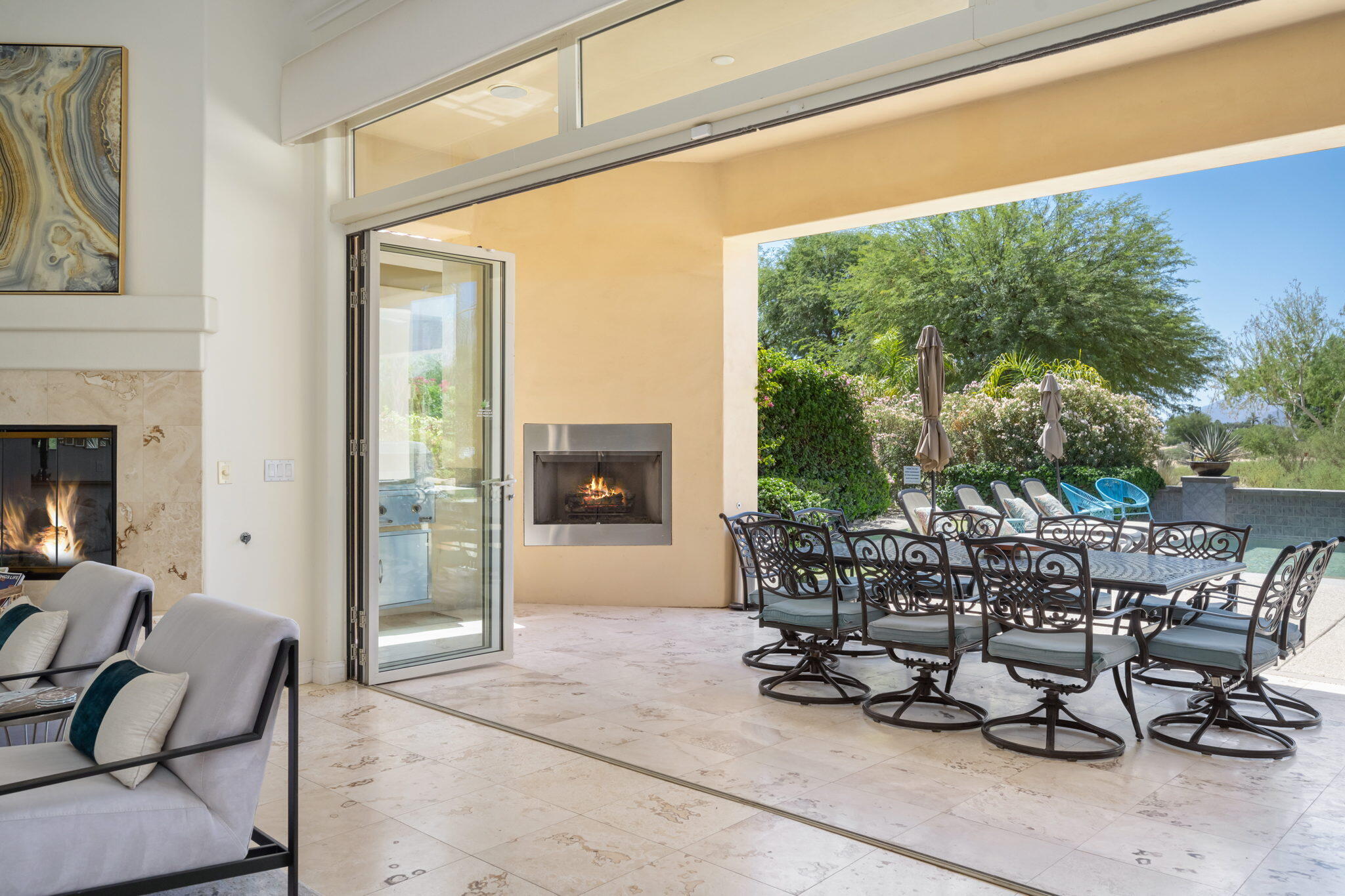 81785 Brown Deer Park La Quinta, CA 92253 - Photo 15 of 57 a room with furniture and a fountain