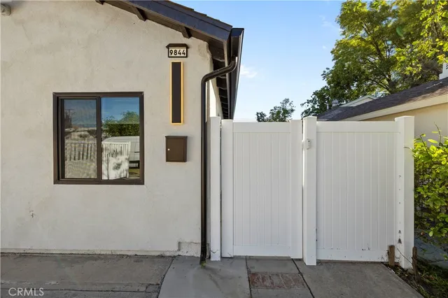 $1,649,000 | 9846 Monogram Avenue, Northridge, CA 91343