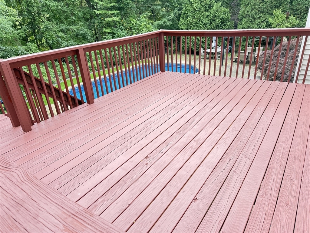 35 Brentwood Road Woburn, MA 01801 - Photo 37 of 42