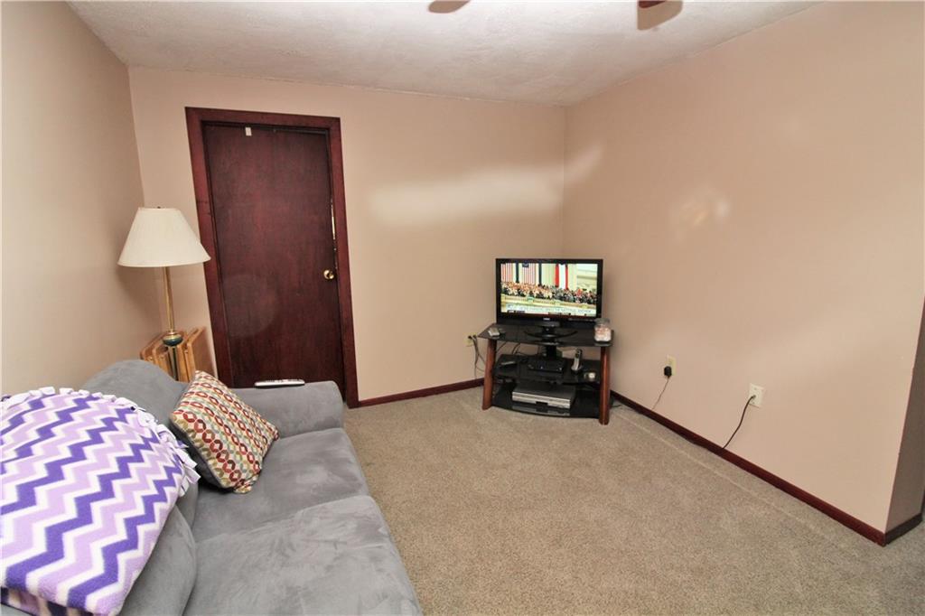 2384 Brodhead Road Aliquippa, PA 15001 - Photo 13 of 17 Family room