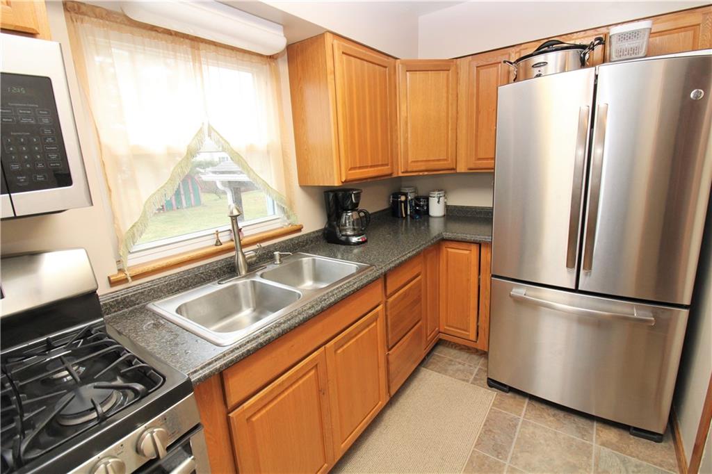2384 Brodhead Road Aliquippa, PA 15001 - Photo 4 of 17 New Kitchen !!