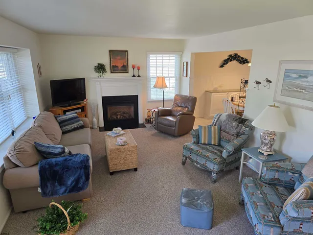 $550,000 | 9 Gull Cove, Brigantine, NJ 08203