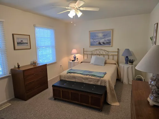 $550,000 | 9 Gull Cove, Brigantine, NJ 08203