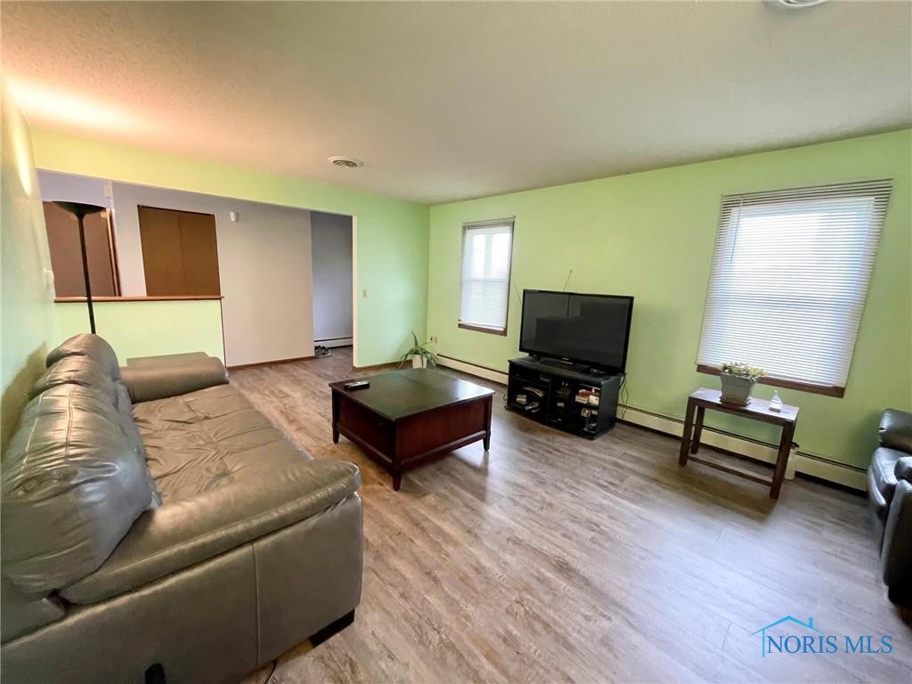 8450 Farnsworth Road Waterville, OH 43566 - Photo 14 of 30 Gallery Image 14