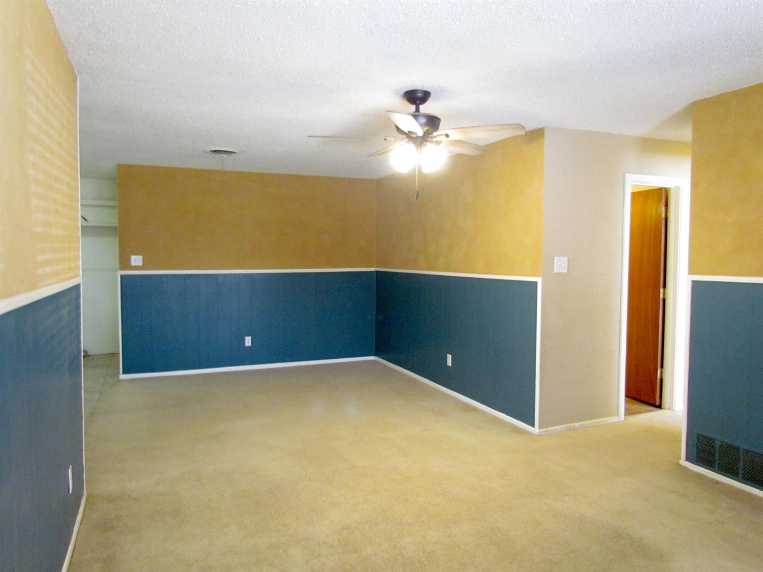 5318 47th Street Lubbock, TX 79414 - Photo 5 of 26 Photo 5