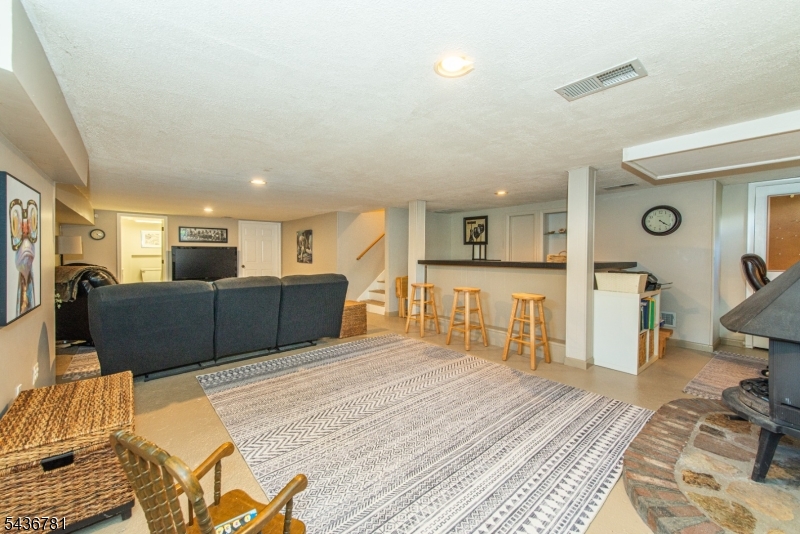 327 Pleasant Hill Road Flanders, NJ 07836 - Photo 22 of 46