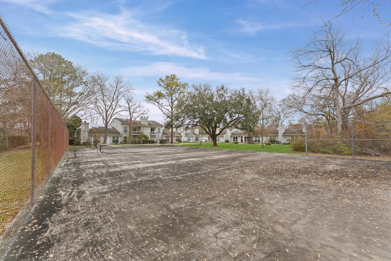 19 Hideaway Drive Friendswood, TX 77546 - Photo 15 of 15