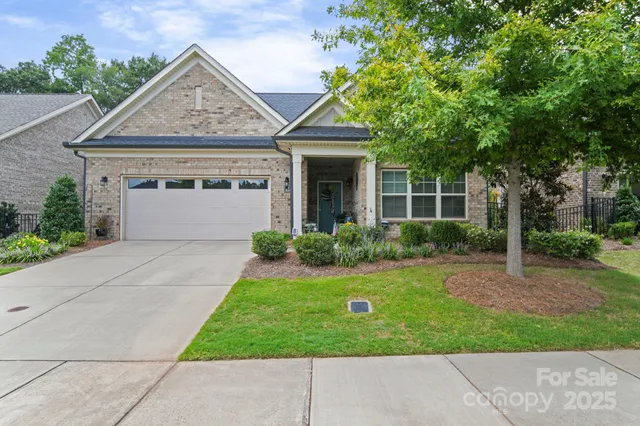 $600,000 | 5256 Courtyard Lane, Belmont, NC 28012