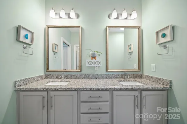 $600,000 | 5256 Courtyard Lane, Belmont, NC 28012