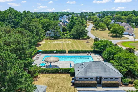 $675,000 | 5616 Maggie Run Lane, Fuquay-Varina, NC 27526