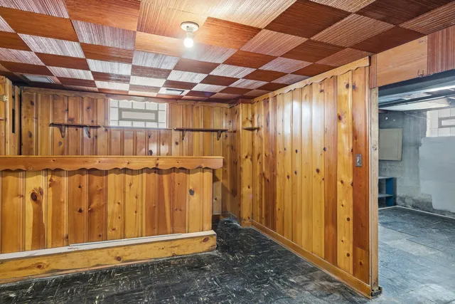 $300,000 | 10344 South Albany Avenue, Chicago, IL 60655