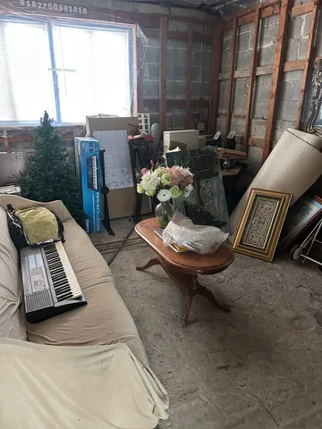 $49,900 | 923 South Jackson Street, Waukegan, IL 60085