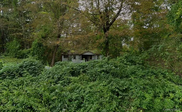 $198,700 | 165 Fairfield Drive, Brewster, NY 10509