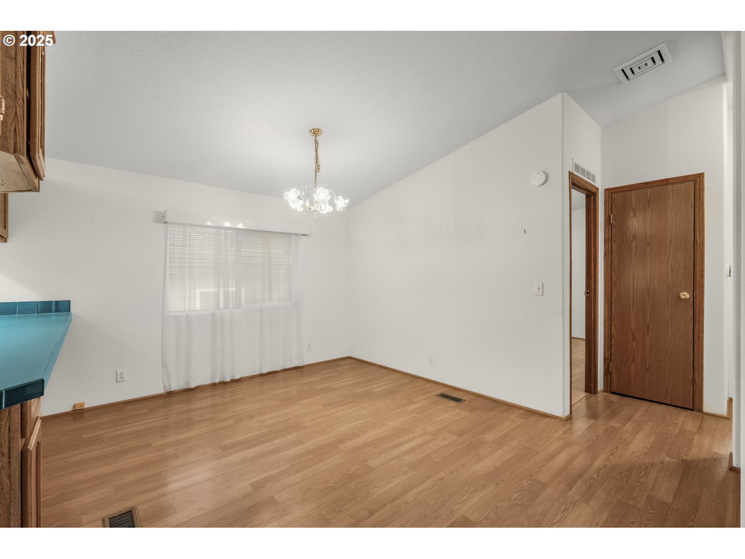 5422 Portland Road Northeast, Unit 35 Salem, OR 97305 - Photo 12 of 27 Gallery Image 12