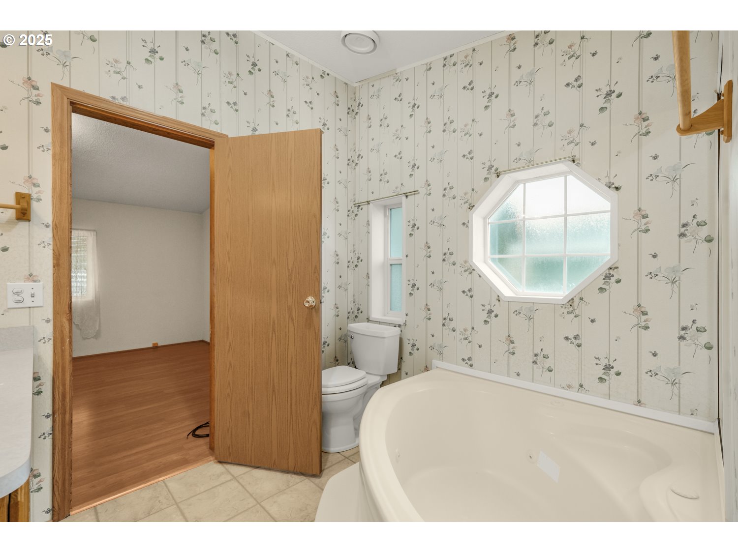 5422 Portland Road Northeast, Unit 35 Salem, OR 97305 - Photo 16 of 27 Gallery Image 16
