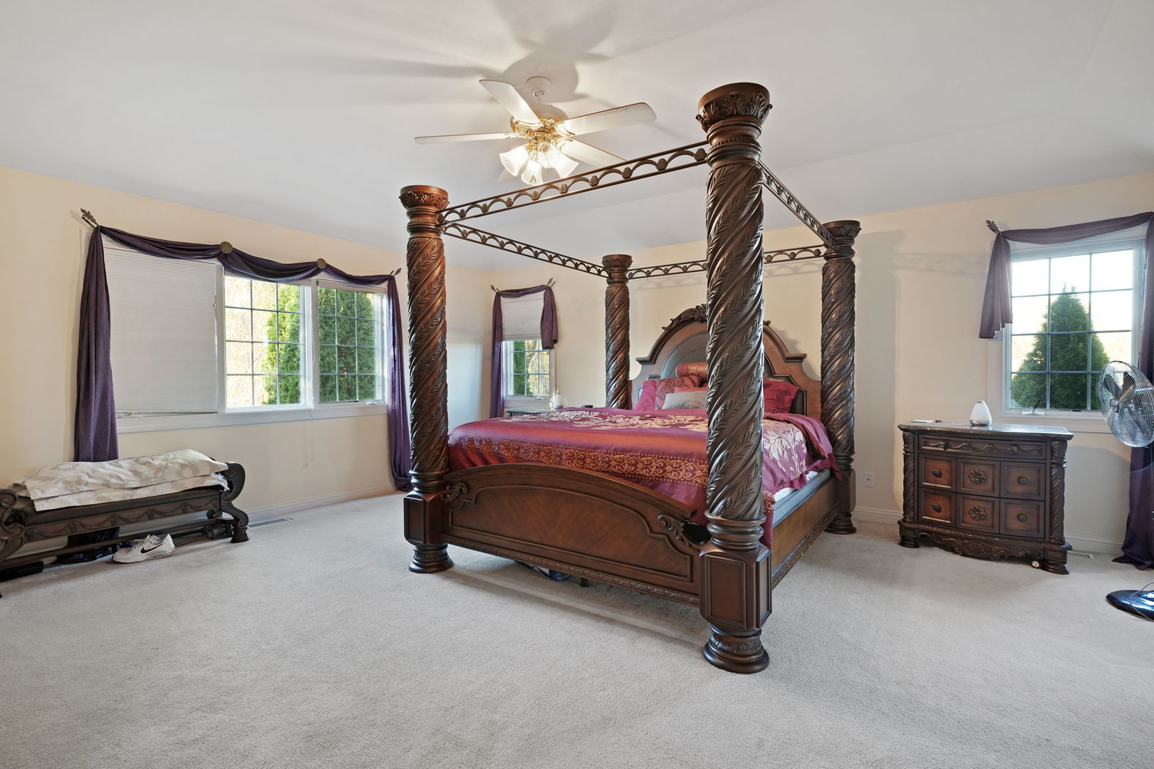 40388 Reed Court Wadsworth, IL 60083 - Photo 11 of 30 a bedroom with bed and a window