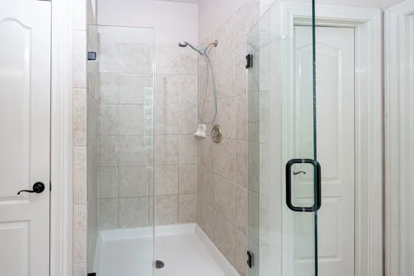 $5,500 | 5103 Mariner's Harbor, Houston, TX 77041