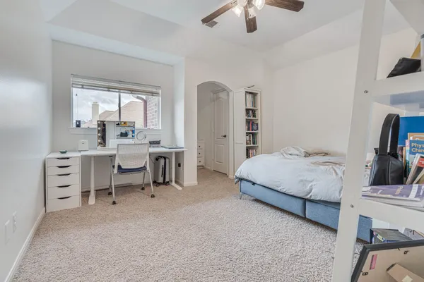 $5,500 | 5103 Mariner's Harbor, Houston, TX 77041