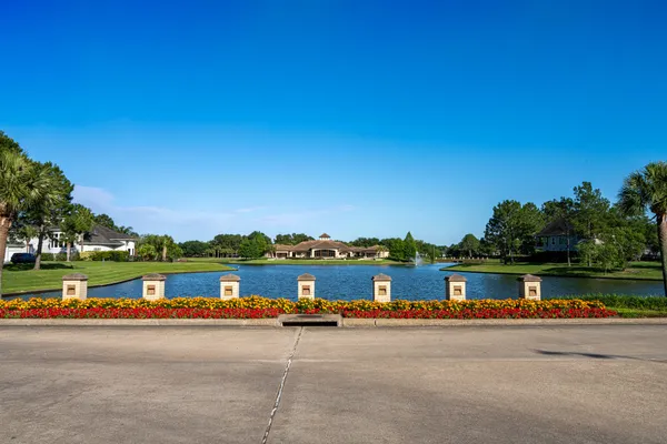 $5,500 | 5103 Mariner's Harbor, Houston, TX 77041