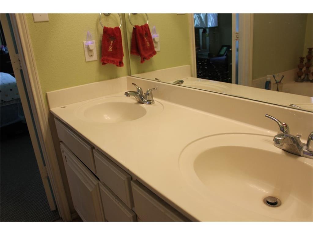 2425 Collier Drive McKinney, TX 75071 - Photo 7 of 19