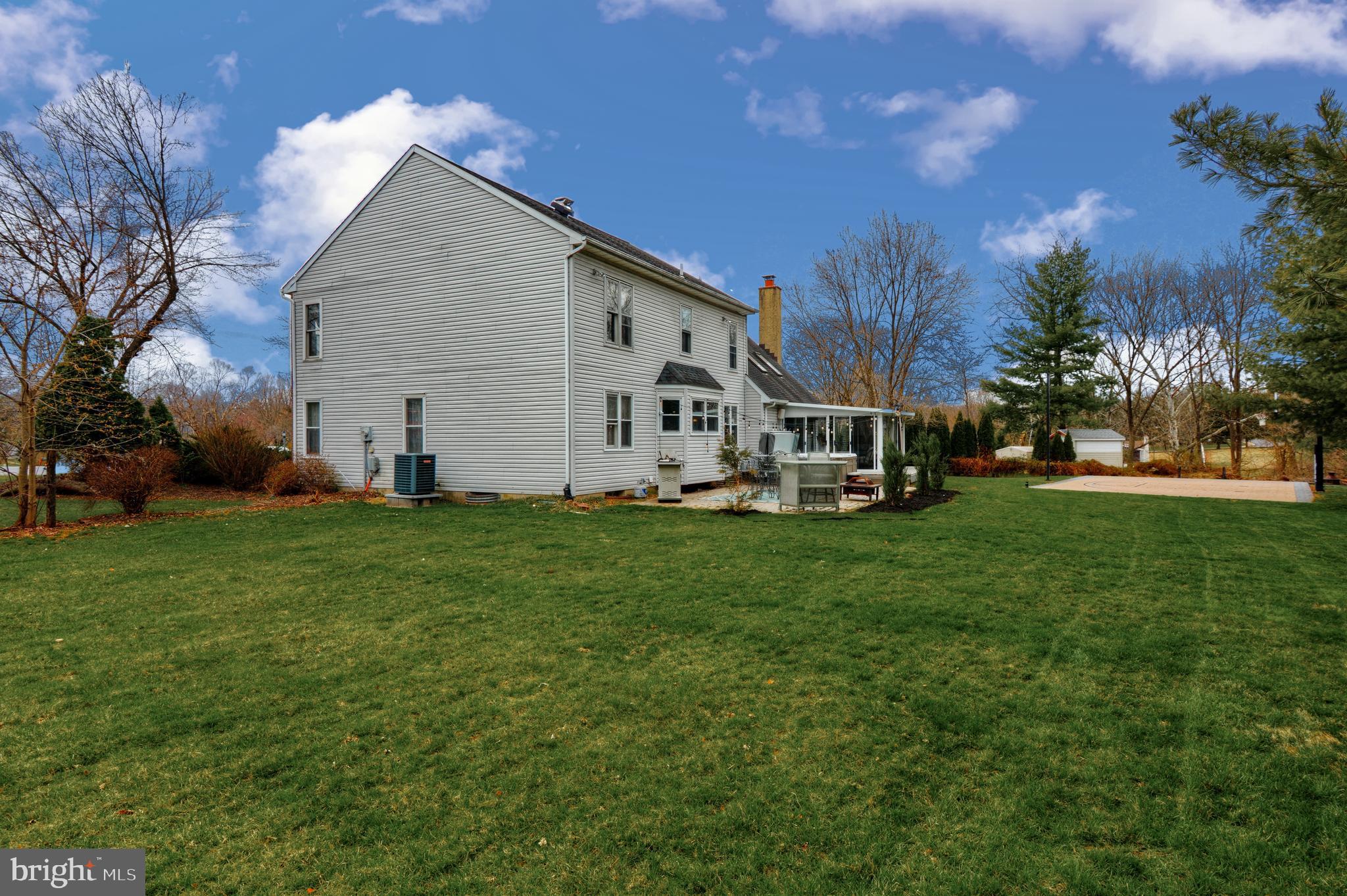 1604 Clearbrook Road Lansdale, PA 19446 - Photo 36 of 45 Ext. Back