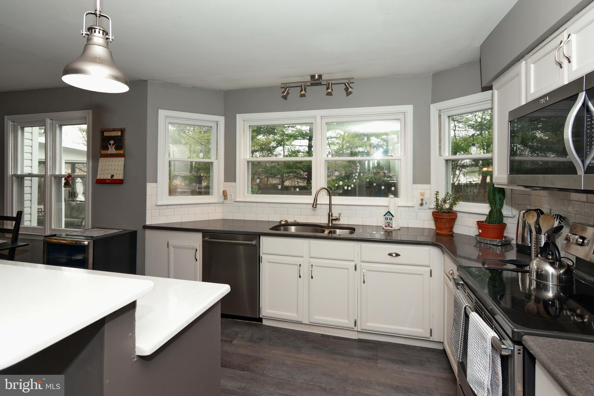 1604 Clearbrook Road Lansdale, PA 19446 - Photo 7 of 45 Kitchen