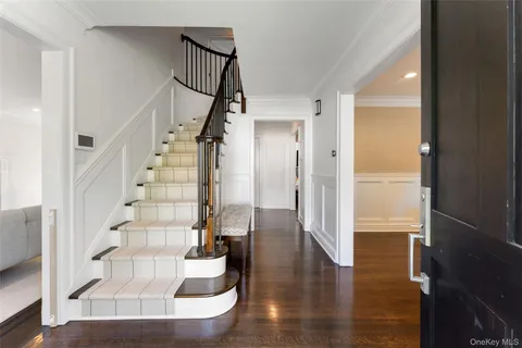$2,995,000 | 57 Tisdale Road, Scarsdale, NY 10583