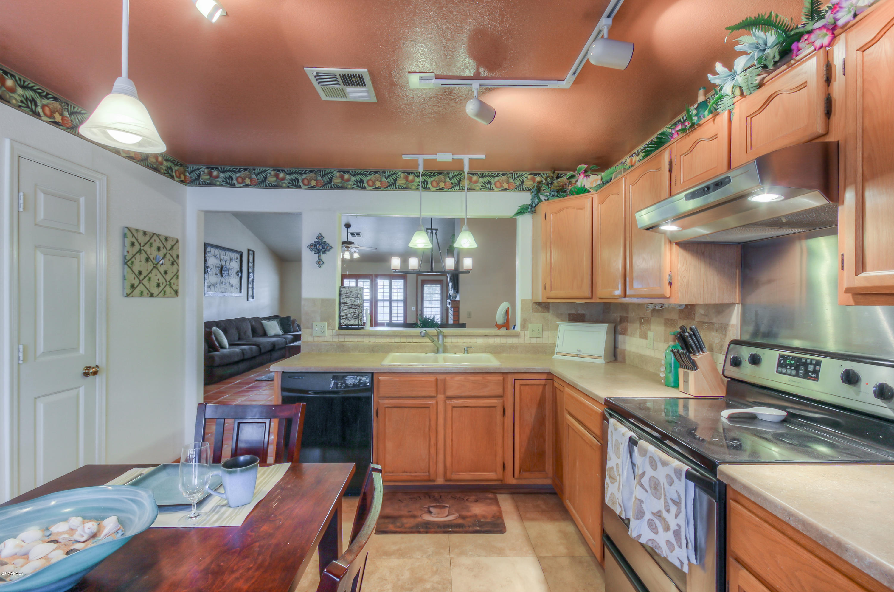 1237 East Redfield Road Gilbert, AZ 85234 - Photo 8 of 32 Kitchen (4)-FULL