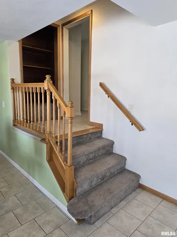 $337,900 | 2208 North Main Street, East Peoria, IL 61611