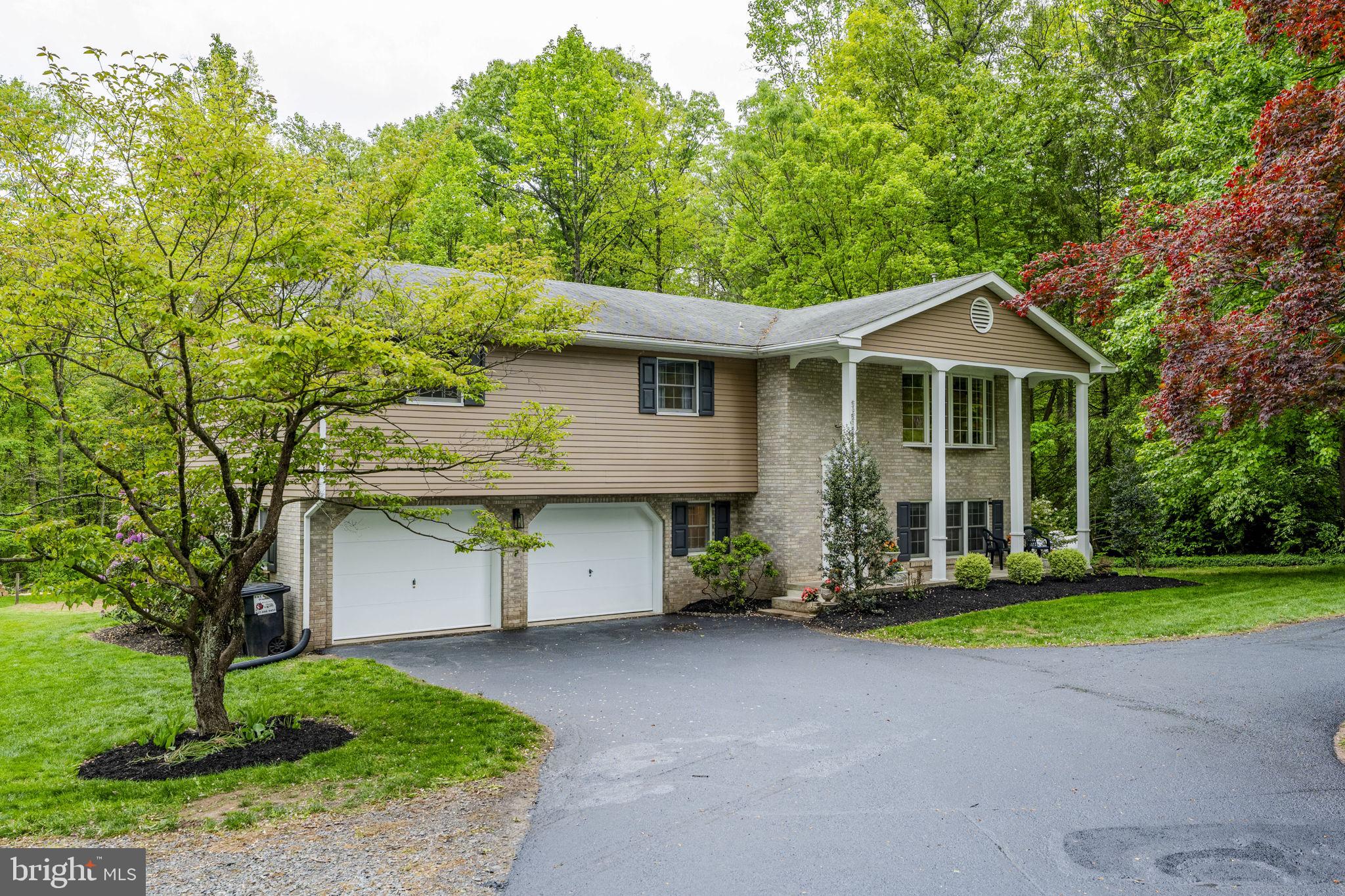 522 Yellow Hill Road Narvon, PA 17555 - Photo 3 of 61