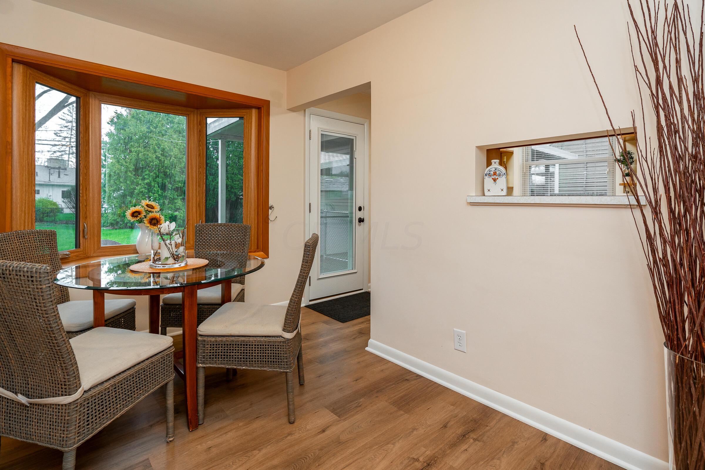 62 North Chesterfield Road Columbus, OH 43209 - Photo 8 of 28 Dining Room