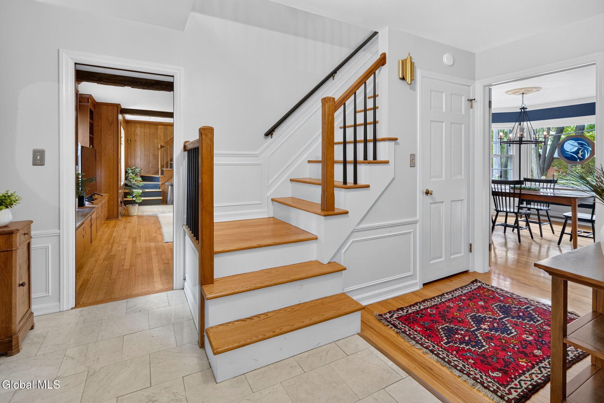 1376 Ruffner Court Niskayuna, NY 12309 - Photo 3 of 42 Interior 01